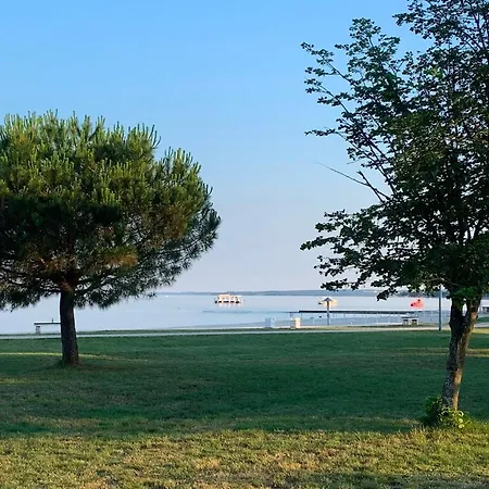 Lovely 400m From The Sea Apartment *