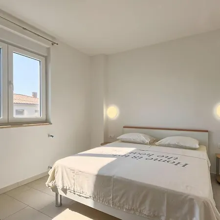 Apartment Lovely 400m From The Sea *